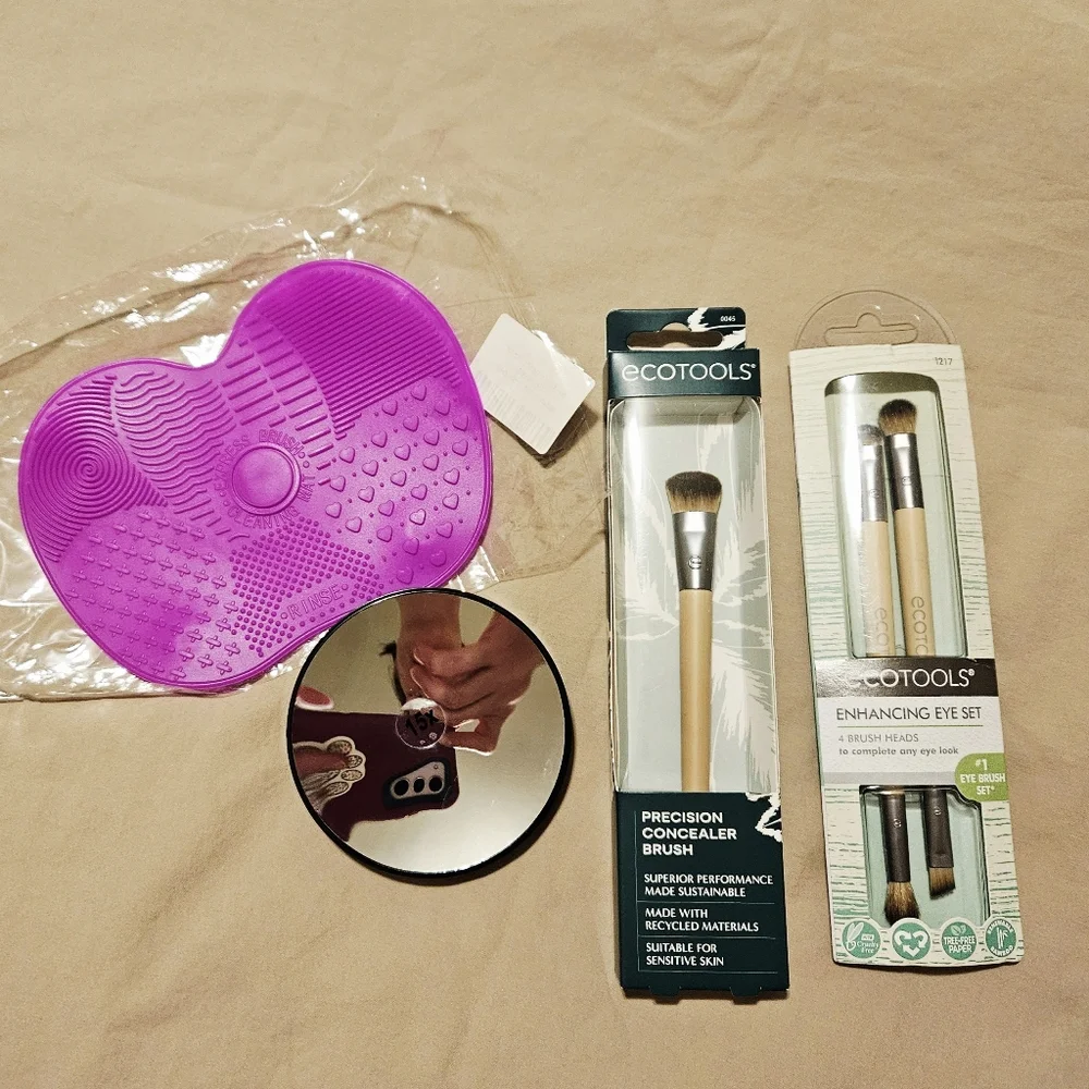 Ecotools Makeup brushes + Unbranded magnifying mirror & brush cleaning mat